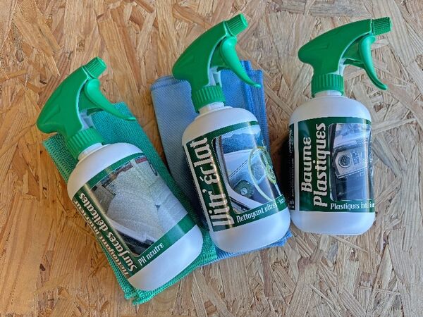 "KIT NETTOYAGE INTERIEUR" de 3 produits pour nettoyer tout l'intérieur de votre véhicule