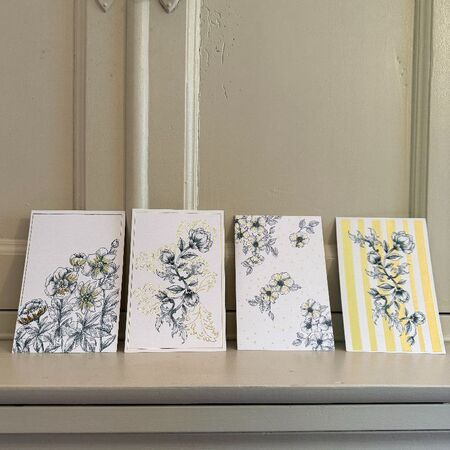 Set of 4 postcards - 10 x 15 cm