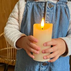 Small ivory wax led candle - Ø 5cm / H 11cm