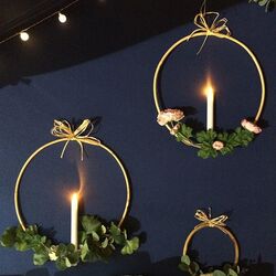 Rattan circle holder with a LED candle and eucalyptus - Ø 40 cm