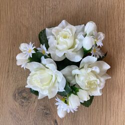 Wreath for candles - small roses