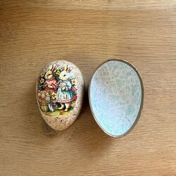 Easter Egg made in paper - Rabbits 3 - h 9 cm