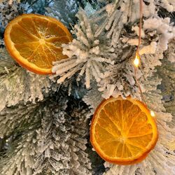 Cercle eucalyptus oranges et chandelle LED - Ø 30 cm