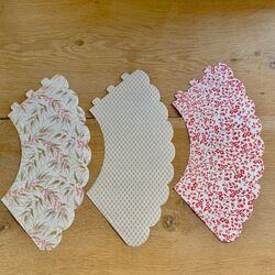 3 red Japanese paper lampshades - Red and Gold