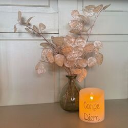 Bougie oscillante en cire - Carpe Diem