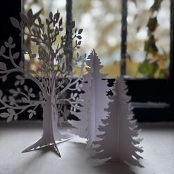2 sapins en Papier blanc