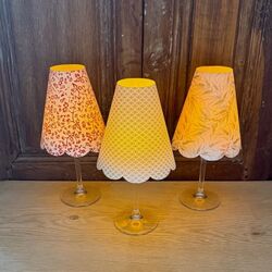 3 red Japanese paper lampshades - Red and Gold