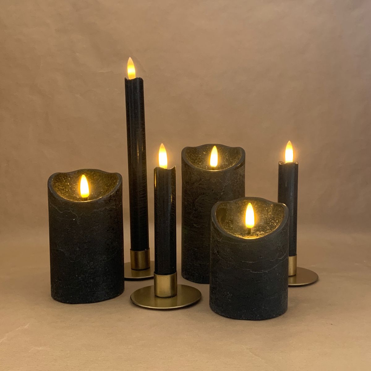 bougies led en cire noire pour réception