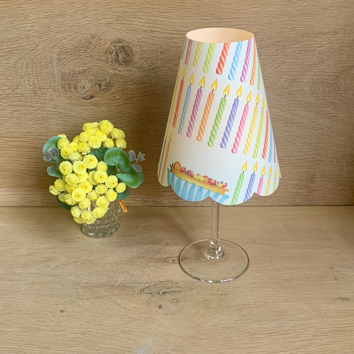 verre à pied - lampe led pour une fête d'anniversaire