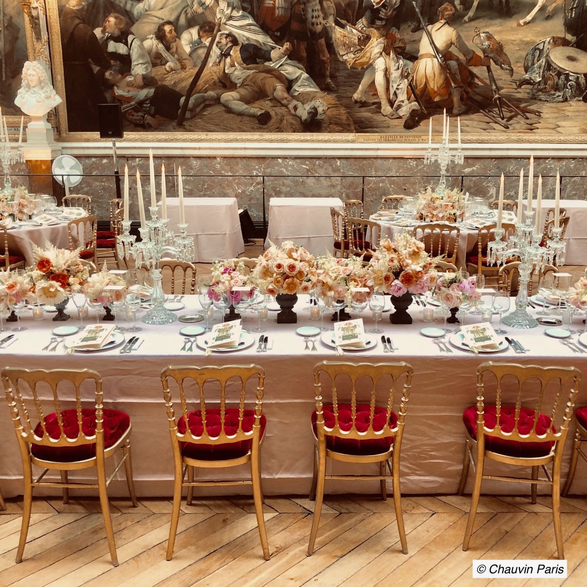 Dîner de Gala éclairé de flambeaux Led