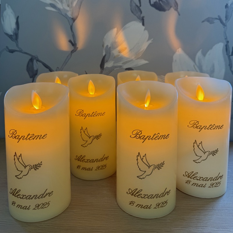 bougies led personnalisées, cadeaux pour les invités d'un baptême
