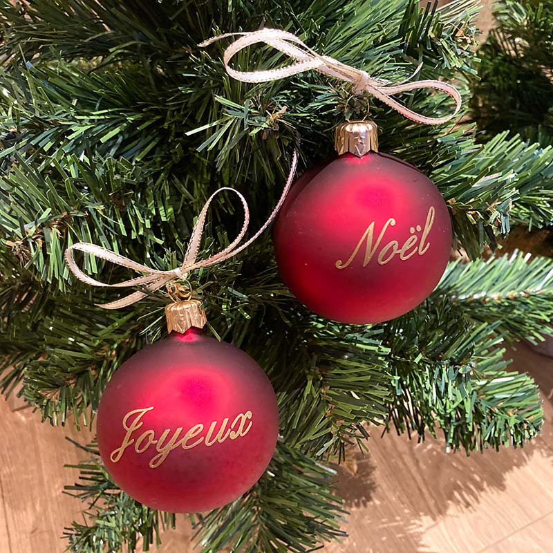 boules de Noël avec un message