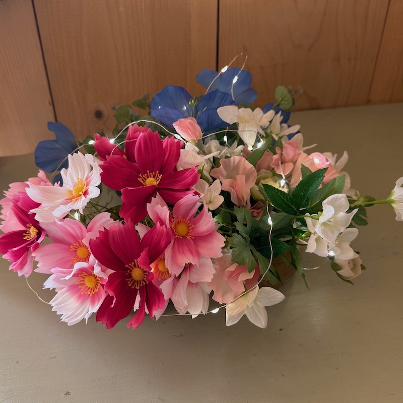 bouquet de fleurs lumineux grâce à une guirlande Led