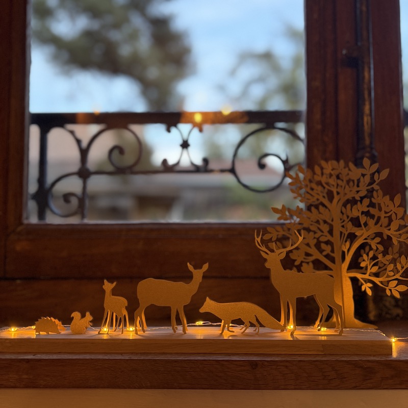 animaux de la forêt en papier doré