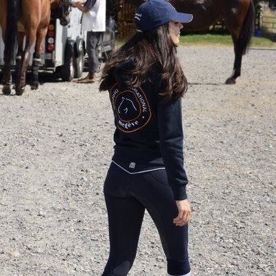 USG Pantalon d'équitation pour Femme Birgit Full Patch en Cuir, 2 Poches Avant en Biais avec Fermeture éclair supplémentaire bottometer USG Pantalon d'équitation pour Femme Birgit Full Patch en Cuir, 2 Poches Avant en Biais avec Fermeture éclair supplémentaire bottometer