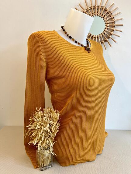 Pull soie moutarde