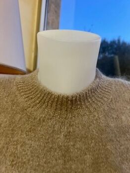 Pull 80% kid mohair taupe