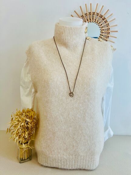 Pull sans manches boutons fantaisie