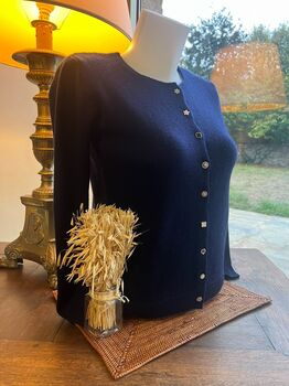 Gilet cachemire boutons bijoux marine