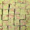 Carton de 2 kg de Gros cubes de nougats tendres goût PISTACHE