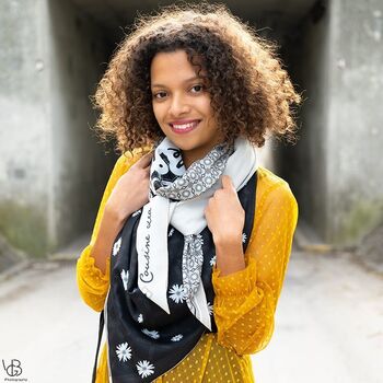 women's scarves "Marguerite" sand - black