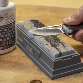 Smith's premium solution for sharpening stones