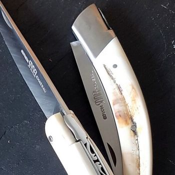 Goyon-Chazeau folding knife "Stylver" range in horn with hand engraving