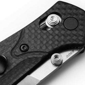 Benchmade Mini Osborne carbon folding knife