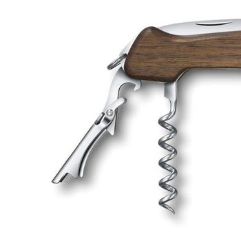 0.9701.63 Sommelier Victorinox Wine Master aus Walnussholz