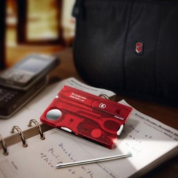 0.7300.T Swisscard Victorinox lite ruby