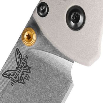 BEN535-12 Benchmade Bugout Grivory folding knife cream coloured