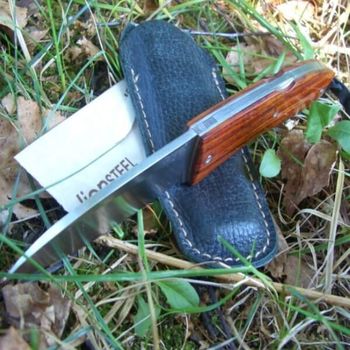 LS-8800.ST Couteau pliant Lionsteel Classic Opera manche Santos