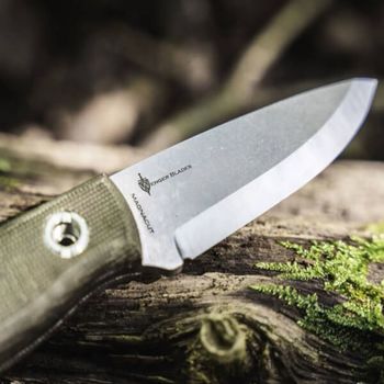 121509 Boker Vigtig vs. Wild fixed knife