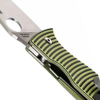 C217GP Spyderco Caribbean Leaf pocket knife