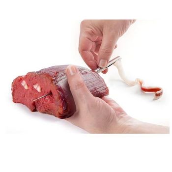 US52330 Triangle larder needle with pliers