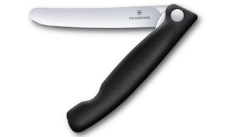 6.7803.FB Couteau d'office noir lisse Victorinox Swiss Classic pliant sur carte