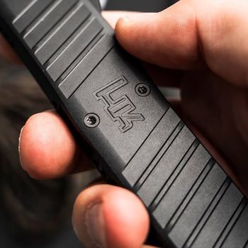 06HK003 Couteau automatique Boker SP02