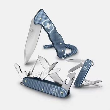 Victorinox Swiss Pocket Knife Classic Alox glacial blue Limited Edition 2026