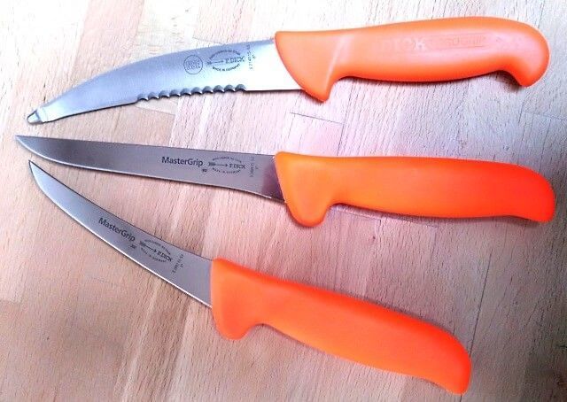 set of 3 Dick Hunters knives