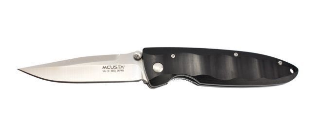 Mcusta Classic black VG10 17V knife