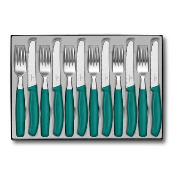 6.7834.12C1 Victorinox Menage 12-teilig SwissClassic Tisch grün