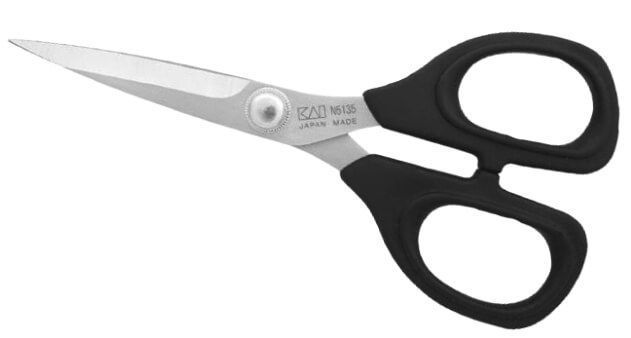 Embroidery scissors Kai 5135 black