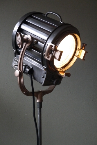 ANCIEN PROJECTEUR DE Cinema A Lampe Remco Rd 16 16 Mm Collection EUR ANCIEN PROJECTEUR DE Cinema A Lampe Remco Rd 16 16 Mm Collection EUR