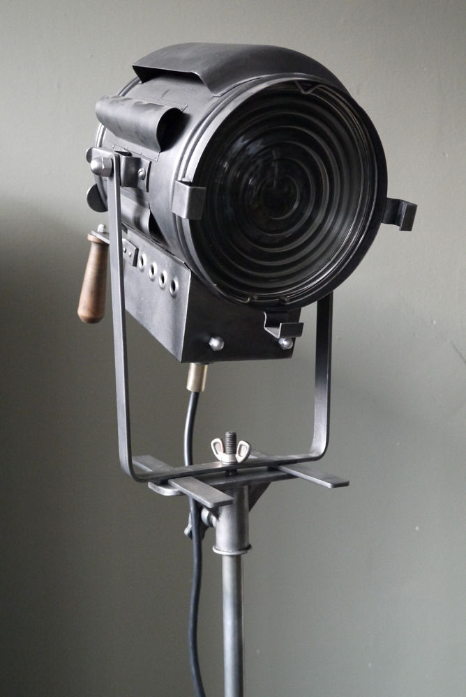 Projecteur De Cinéma 1000W Vintage – Années 70 – Proj Cine – Occasion