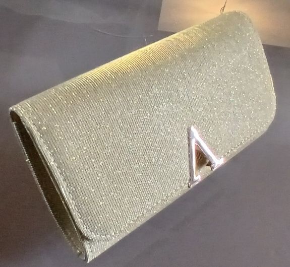 Etole dorée en organza mariage, cérémonie, soirée, cocktail - PETIT SAC accompagnateur à 14,95 € seulement