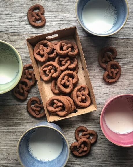 Biscuits CACAO BRETZEL BIO vegan sans gluten sans lait sans oeufs sans arachide Werz : 125 grammes