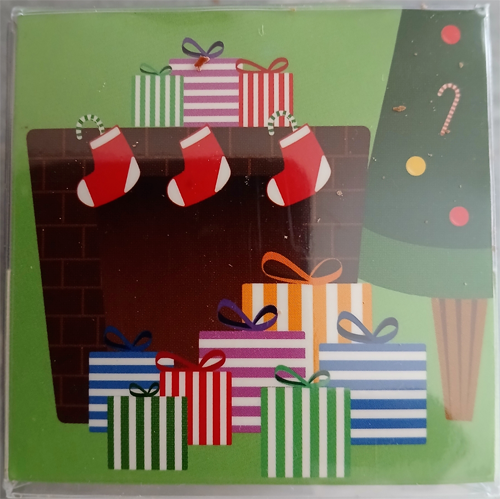 CUBE contenant 24 figurines de Noël ALTERNATIVE au lait (sans lait) BIO vegan sans allergènes Exquidia : 178g