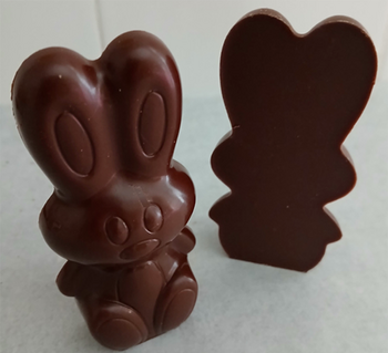 LAPIN de PÂQUES "PAS-LINÉ" = "FAUX PRALINÉ" en chocolat 45% BIO vegan sans allergènes Exquidia. : 52 grammes