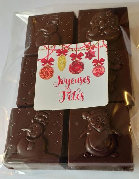 12 carrés de Noël en chocolat NOIR ONCTUEUX 60% BIO sans allergènes Exquidia : 87g