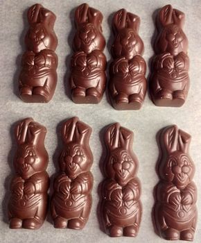 8 LAPINS de Pâques en chocolat NOIR 56% BIO vegan sans allergènes Exquidia : 98g